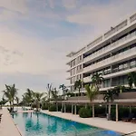 Beautiful Cartagena Apartment With Private Pool & Cabana