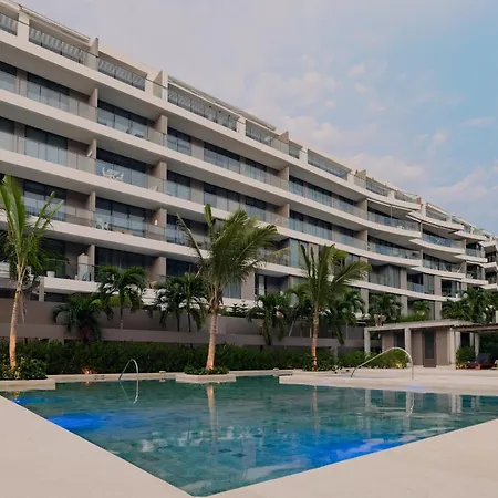 Beautiful With Private Pool & Apartamento
